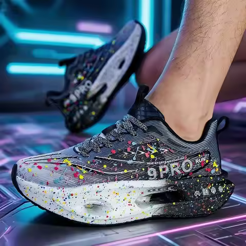 New Men's Running Shoe Night Carbon Plate Fluorescent Cushioning Sneakers Women Lace-Up Lightweight