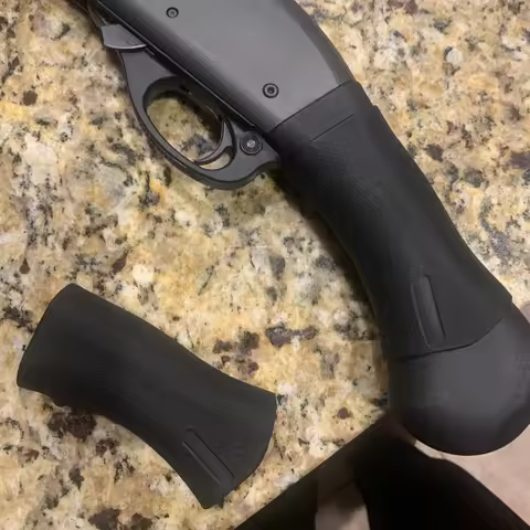 Tactical Non-slip Soft Rubber Grip Sleeve Holster for Remington Mossberg Shockwave 870 Moss 500 Tac-