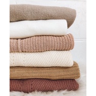LIVE KNITWEAR RM 8.00