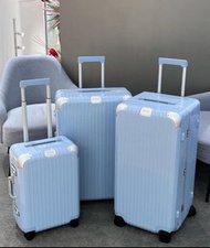 RIMOWA Hybrid Sky Blue 天空藍 Suitcase 行李箱 Cabin / Trunk Plus