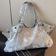 Korean Niche hieta New Style Rivet Denim Bag Commuter Shoulder Handbag Large Capacity Tote Underarm 