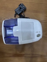 迷你小型吸濕機，適合小空間抽濕