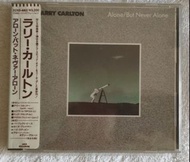 CD聖經推介日本舊版CD~Larry Carlton/《Alone/But Never Alone》CD