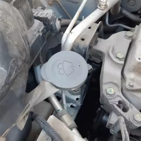 Car Windshield Wiper Washer Fluid Reservoir Cover Water Tank Bottle Lid Cap 28913-1HA3A For Nissan M