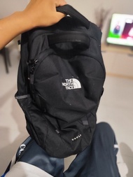 The North Face Vault 背包