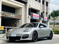 2013 Porsche Panamera GTS🔥市場稀有頂尖豪華雙門轎跑，舒適安全動力表現佳，原鈑件認證車，極美車況等你貸回家🔥