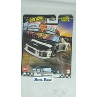 Hot Wheel Premium Boulevard - Porsche 935 - Black and White - Free Protector