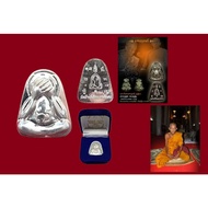 Phra Pidta Lp Saeng Maha Ut Run Reak (头帮）