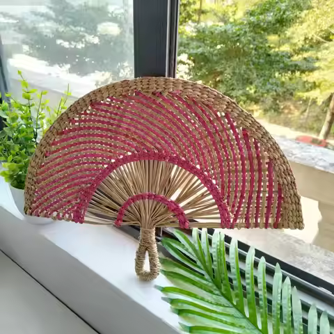 Hand-woven Seagrass Fan Summer Cool Hand-cranked Fan Homestay Decorative Wall Fan Performance Props 