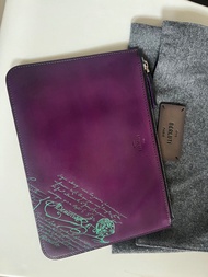 Berluti 紫色皮革手拿包（Special Order）