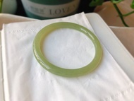 圈口 56  天然和田玉  新疆黃口料  料子冰潤 底子細膩  色澤鮮嫩