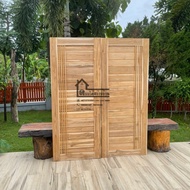 ประตูไม้สักทองบานคู่ทรงโมเดิร์นเส้นตรง จัดส่งฟรี รหัส H22