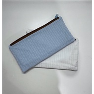 apa | dobby pouch bag