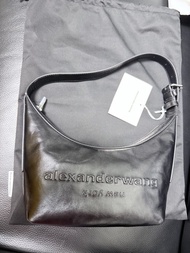 alexander wang punch 小號新月包