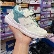 Airwalk kids AW shoes size 33