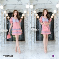 TwinsShopVip TW15382 Puffed Shoulder Sleeve Dress Bust Decorated With Alternating Colors Crossed Rop