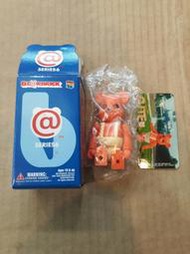 《潮流本舖》BE@RBRICK BEARBRICKT 庫柏力克熊 100% 6代 CUTE 吊帶褲