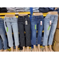 Women Straight Cut Jeans Pant Mid Waist Jeans