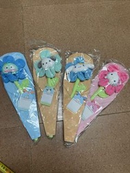 全新現貨】正版 Sanrio 三麗鷗 花朵毛公仔吊飾 太陽花 應援花束（Kitty/大耳狗/帕恰狗/大眼蛙）