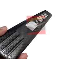 ครอบไฟเบรคดวงที่ 3 ไทเท และ โครเมี่ยม ไฟเบรคหลัง ไฟเบรคดวงที่ 3 ชุบ โครเมี่ยม / ดำด้าน / แคปล่าD-MAX