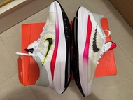 Nike Zoom Winflo 8 慢跑鞋