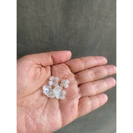 Clover beads pearl beads flower petals flower petals flower petals