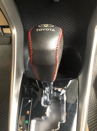 bọc cần số vios yaris hilux innova fortuner prado 2019-2022 tự động