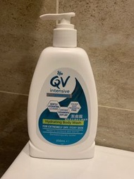 QV INTENSIVE WITH CERAMIDES – HYDRATING BODY WASH 醫學修護系列-潔膚露 [醫生推薦] 350ML