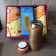 DISNEY Vacuum Flask Towel Gift Box Se...