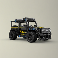 1:18 Scale G-Class Collectible Car Model Technical Toy Car Assembly Blocks No Remote Control Toy Car