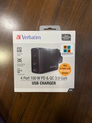 門市全新現貨‼️Verbatim 4 端口 100W PD 3.0 &amp; QC 3.0 GaN USB 充電器