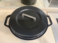 Iris Ohyama 無水煮食鑄鐵￼鍋 (可用IH)