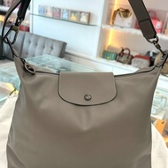 【近新✨🇹🇼】 LONGCHAMP Le Pliage Xtra hobo 半月形單肩背包  斑鳩灰