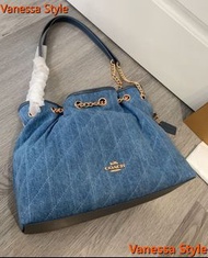 Coach 藍色牛仔絎縫水桶托特包