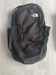 The North Face Vault 背包