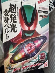 ZEZTZ 幪面超人腰帶