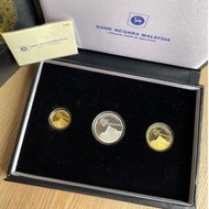 Malaysia Coin - 2010 50th National Museum 100 Ringgit Gold Proof Coin Set of 3