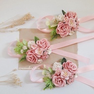 Handcorsage XXL Bridesmaid Jumbo/ hand corsage wedding / hand flower bracelet / hand corsage bracele