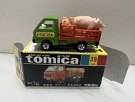 Tomica 39 Suzuki Carry Cattle Truck