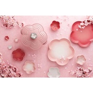 Le CREUSET FLOWER PLATE