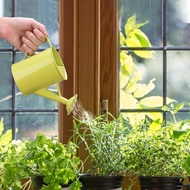 Water Bottle 600ML Watering Can Garden Tools Pot Gardening Iron Crafts For Children Small Size Indoor Outdoor Convenient Home Living Room Ornament With Shower Head 24*18*10cm Green