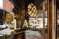 La Mer Hotel