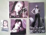 私人收藏,罕見ive yujin wonyoung 親筆簽名個人專輯,只有一隻。。wonyoung $3280。。yujin 簽封面版$3280。。yujin 簽內頁版$2680。。全部內封齊,值得收