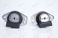 A Pair Of High Quality Engine Rubber Mounts For Ferrari 458 F12 812 And FF 296230 296231 259757 2597