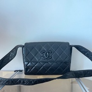 Chanel classic vintage so black leather crossbody shoulder lunch box bag經典中古復古絕版真皮香奈兒小香手袋浮雕上膊袋斜孭袋相機包