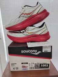 ((ของดี)) รองเท้าวิ่ง Saucony Endorphin Speed 3 พร้อมกล่อง