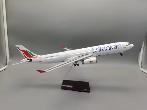 1:135 Scale 47CM 330 A330 Model SriLankan Sri Lankan Airlines Airway W Base Wheel Resin Plastic Asse