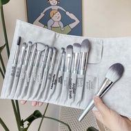 VKVO | Affordable Soft Makeup Brush Set for Professionals