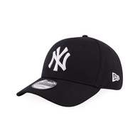 NEW YORK YANKEES BLACK& WHITE 9FORTY CAP 13368505
