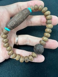 34. (己由西藏寺廟供同開光加持) 真正西藏香供沉香盤珠 + 九眼天珠手串 (權威、事業運、健康、納福) )